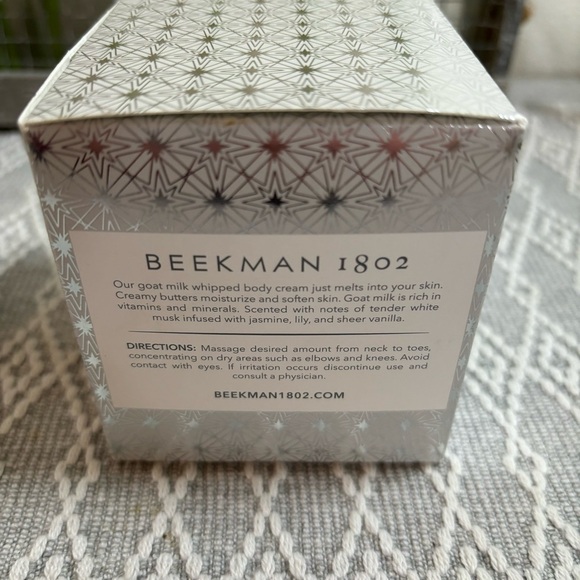 Beekman 1802 Shine Bright Bundle Goat Milk Body Cream, Bar Soap and Hand Cream. - Picture 2 of 4